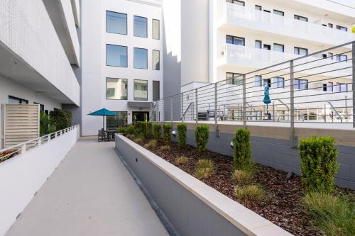 Apartamento Illume - Posh Resort Community - Courtyard Pool Condo