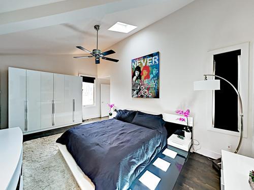 Modern Weho Townhouse Apt 8 Townhouse