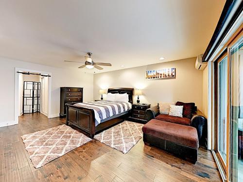Modern Weho Townhouse Apt 8 Townhouse