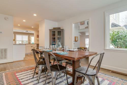 New Listing! Remodeled Getaway In Eclectic Enclave Home