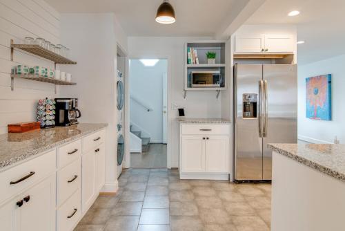 New Listing! Remodeled Getaway In Eclectic Enclave Home