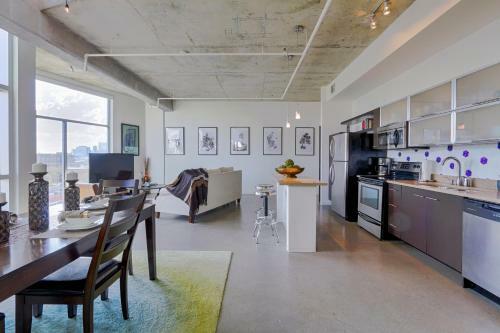 Spectacular Views In Contemporary Two Story Condo