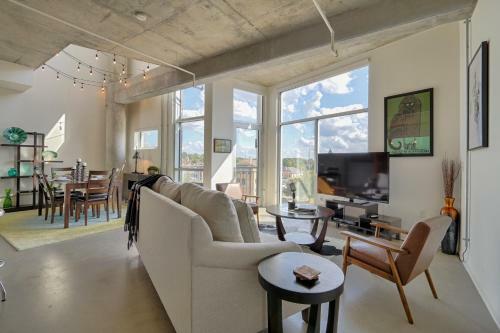 Spectacular Views In Contemporary Two Story Condo