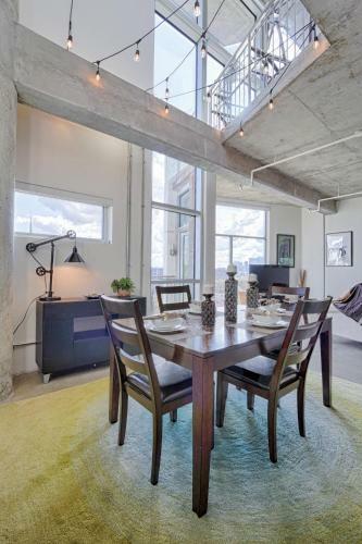 Spectacular Views In Contemporary Two Story Condo