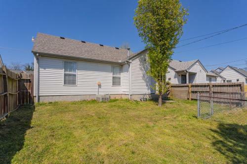 Fun Buena Vista Heights Home Close To Downtown