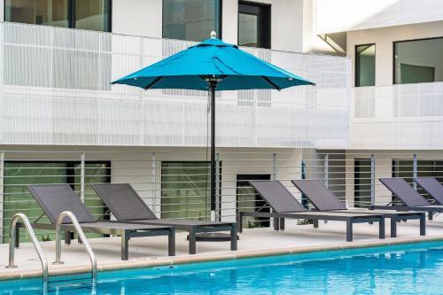 Apartamento Illume - Plush Green Community - Pool-view Balcony Condo