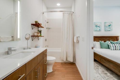 Apartamento Illume - Chic Resort Community - Skyline Balcony Condo