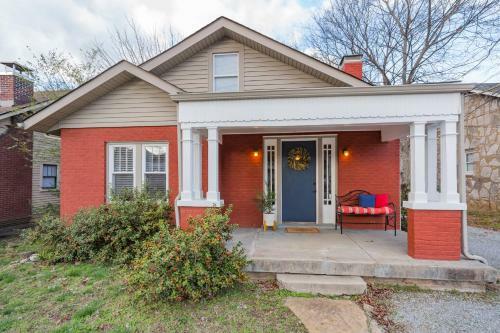 Red Nashville Beauty 3bd/2bt - 12min From Downtown