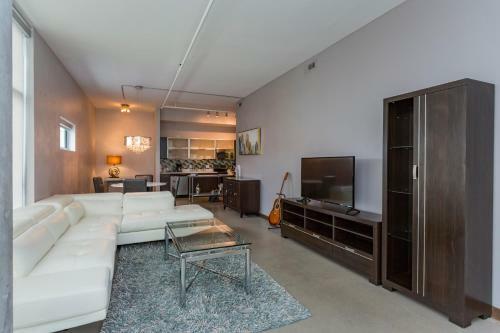 New! Modern And Spacious Nashville Corporate Condo