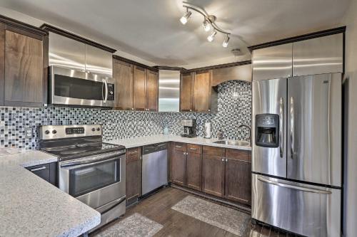 Updated Home With Patio And Yard - Walk To Music Row!