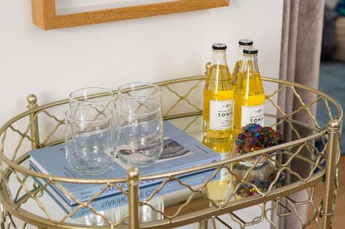 Apartamento Illume - Sleek Central Hideaway - Poolside Patio Condo