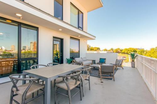 Apartamento Illume - City Views - Penthouse Corner Unit Condo