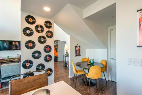 Apartamento Illume - City Views - Penthouse Corner Unit Condo