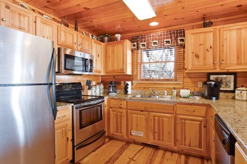 Dancing Bear Lodge