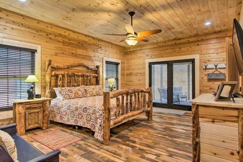 Riverfront Cabin With Hot Tub - 3 Miles To Dollywood
