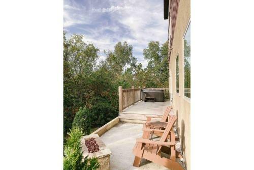Mountain Splash -heated Indoor Pool, Hot Tub, Arcade Game Room