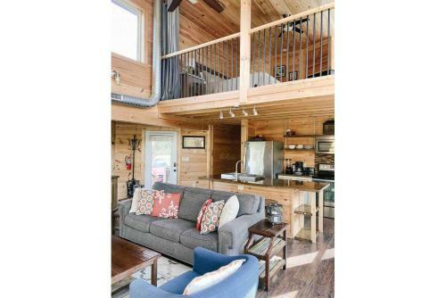 Mountain Splash -heated Indoor Pool, Hot Tub, Arcade Game Room