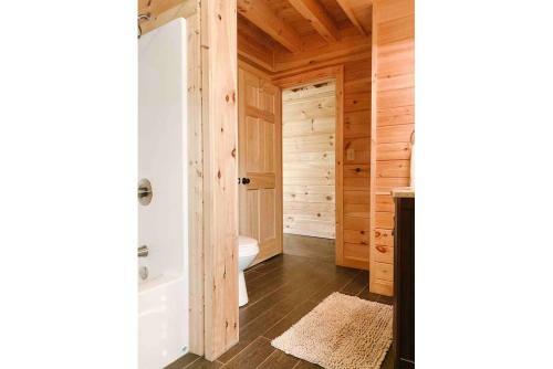 Mountain Splash -heated Indoor Pool, Hot Tub, Arcade Game Room