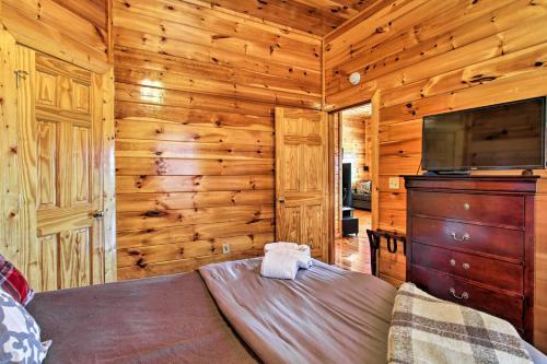 3,500-sq-ft Cabin - Sunrise And Mtn View And Pool Access