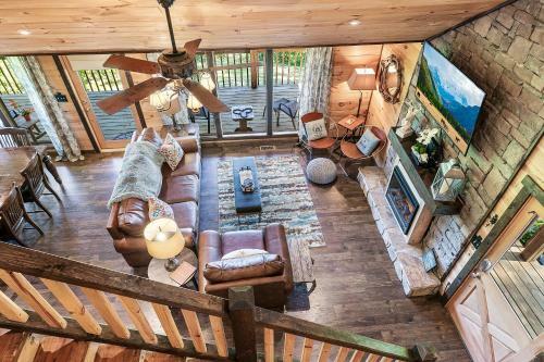 Smoky Mountain Hideout