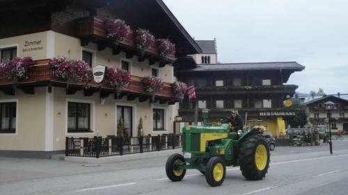 Bed & Breakfast Pension Dorfplatzl