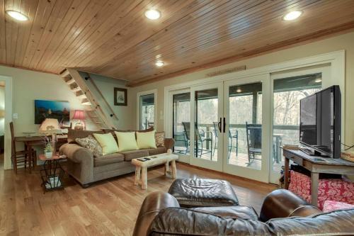 Pigeon River Retreat