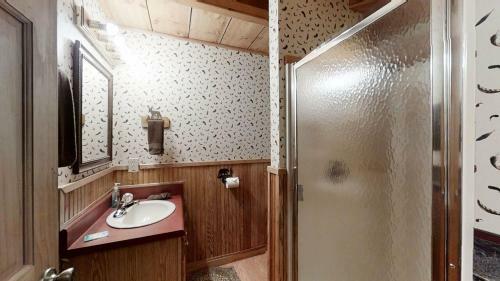 Big Kahuna Lodge Cabin
