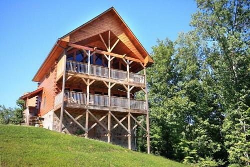 Bear Necessities Cabin In Starrcrest Resort