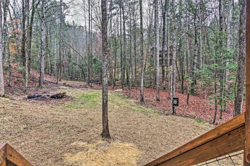 Lavish Residence With Indoor Pool Near Pigeon Forge!