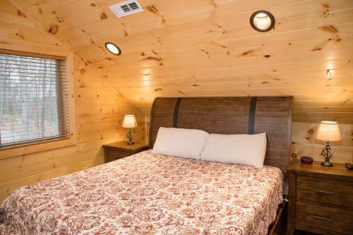 All Decked Out Cabin