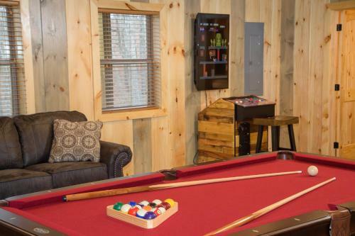 All Decked Out Cabin