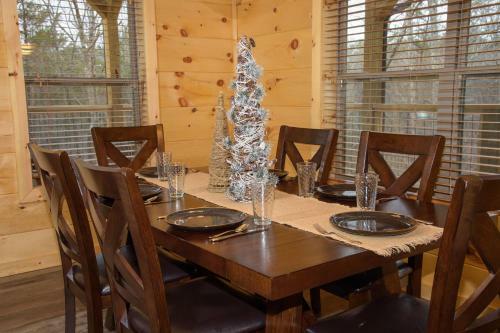 All Decked Out Cabin