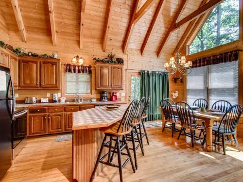 Tomahawk Lodge