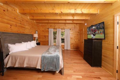 Deerfield Lodge