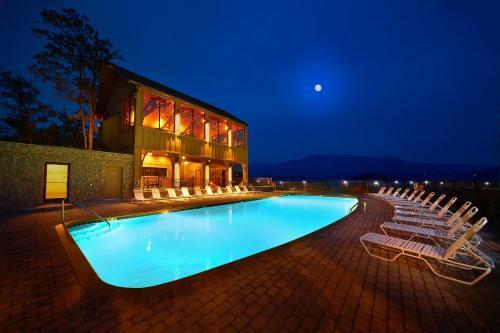 Tennessee Treasure #232 By Aunt Bug's Cabin Rentals