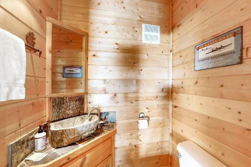 Splashing Treehouse