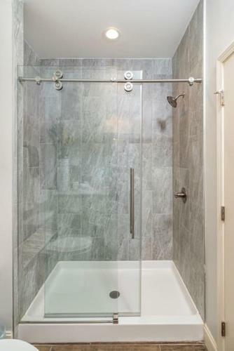 Elegant Cades Cove Condo With Community Pool