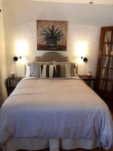 Bed & Breakfast El Viejo Adobe - Across From Sul Ross Campus