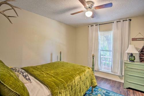 Retreat With Patio And Partial Lake Athens Views