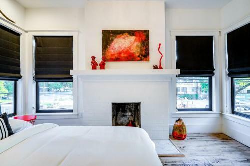Adina - 6 Private Suites - Great For Big Groups Hotel Room