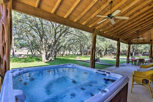 Riverfront Home With Shaded Porch And Hottub By Dt Blanco