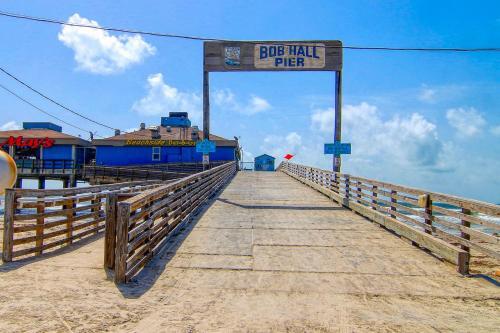 Village Beach 14911