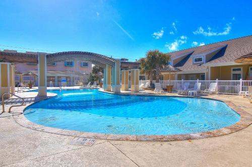 Village Beach 14911