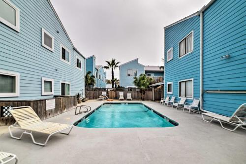 Apartamento Corpus Christi Escape With Community Amenities!