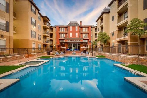 Apartamento Cozysuites Modern 2br 2ba Cityplace
