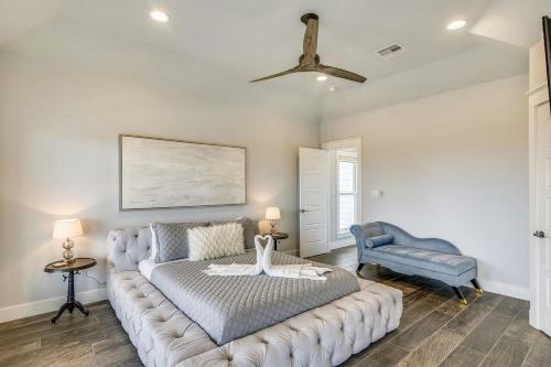 Skin And Bones By Ryson Vacation Rentals