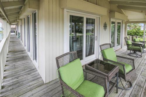 Island Life By Ryson Vacation Rentals