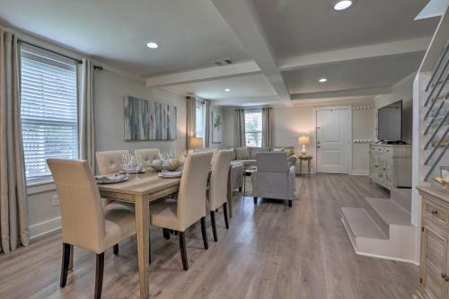 Dog-friendly Galveston Home - Walk To Beach!