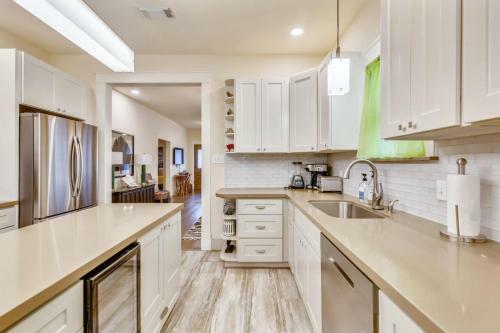 Galvez Getaway By Ryson Vacation Rentals