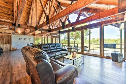 New Riverfront Cedar Cabin- Private Beach And Dock!